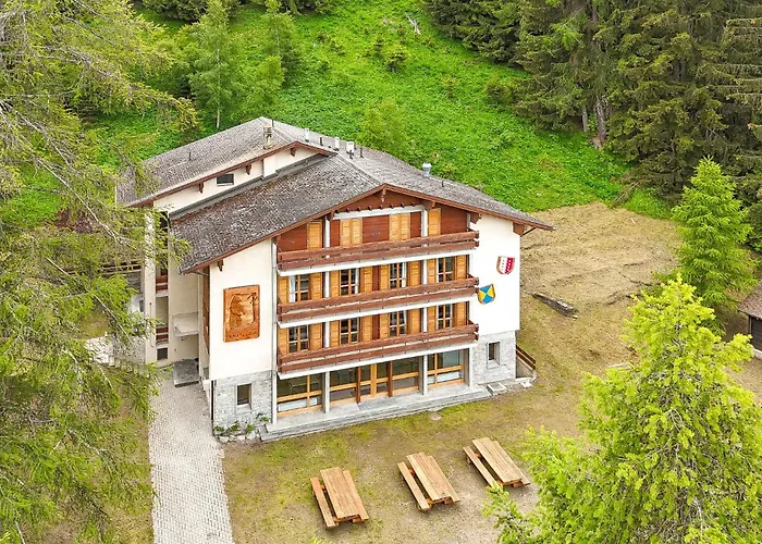 De L Ours Chalet Agettes