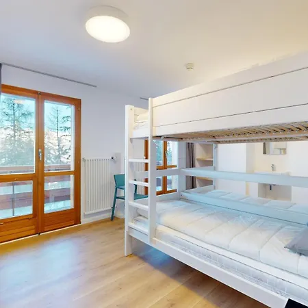 De L Ours Chalet Agettes